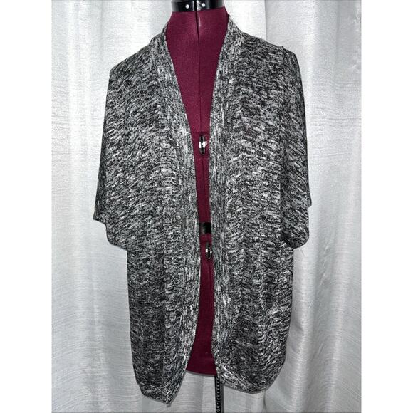 Lane Bryant Open Front Cardigan 14/16 Plus Size Sweater, Short Sleeve Lot Of 2 - Picture 7 of 10